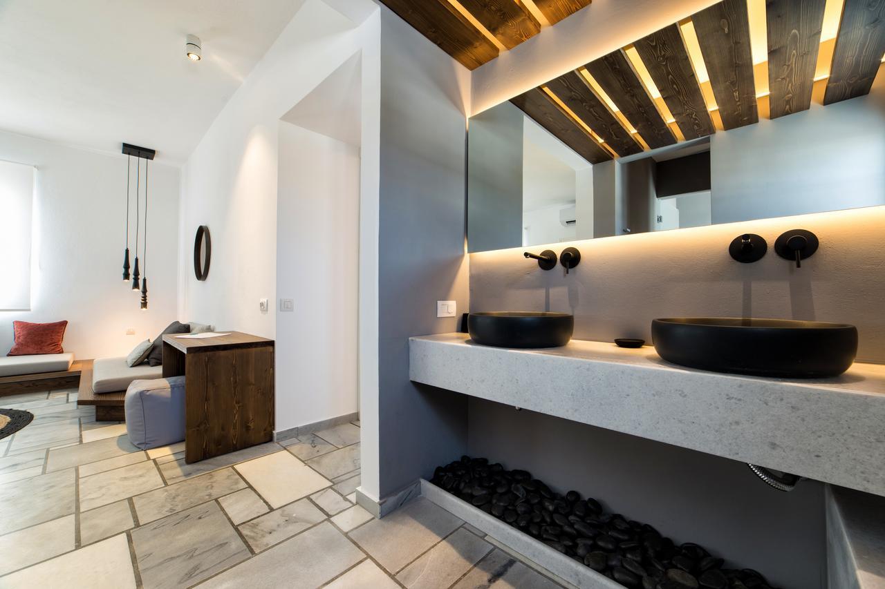Executive Suite mit Whirlpool im Freien und Meerblick